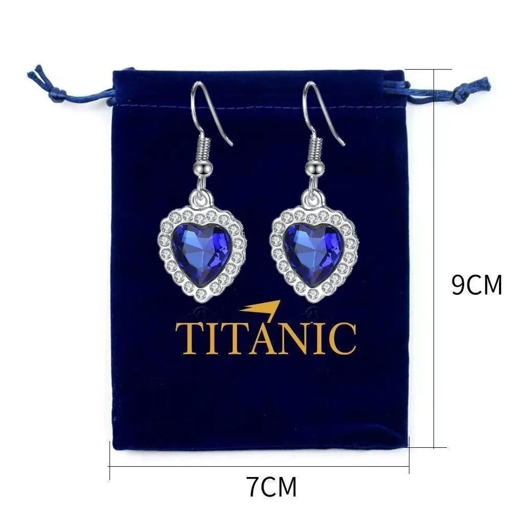 Titanic's Heart of the Ocean Necklace